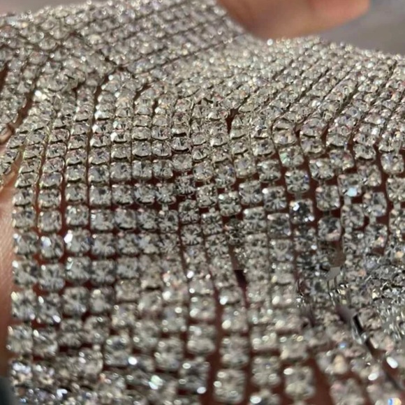 New Luxe Crystal Fringe Tassel Anklet - Picture 14 of 16